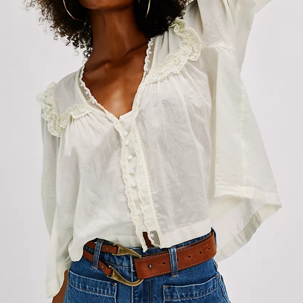 NWOT free people luna top magnolia Pearl size small